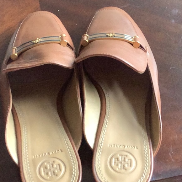 Tory Burch shoes, size 8 and a half - Picture 2 of 5